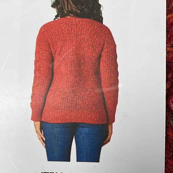 Adrienne Vittadini - knit V neck pullover sweater - Picture 5 of 6